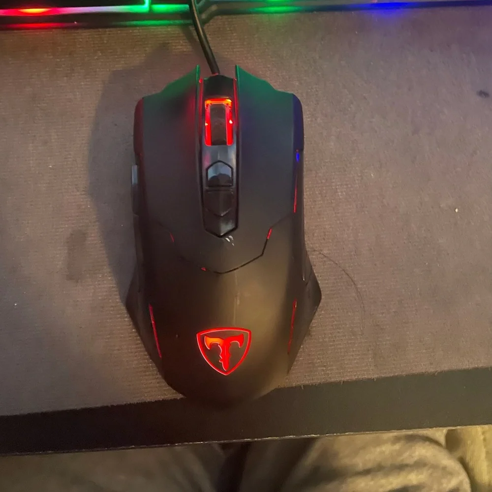 The keyboard is 16 inches